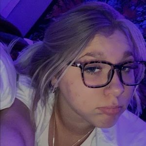 Meet your Posher, Cheyanne